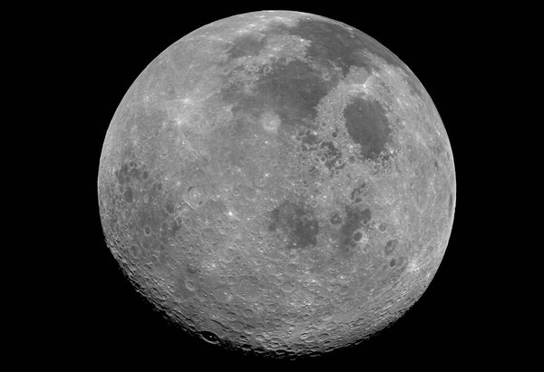 Full Moon: Amazingly detailed hi-res image of the Moon.
